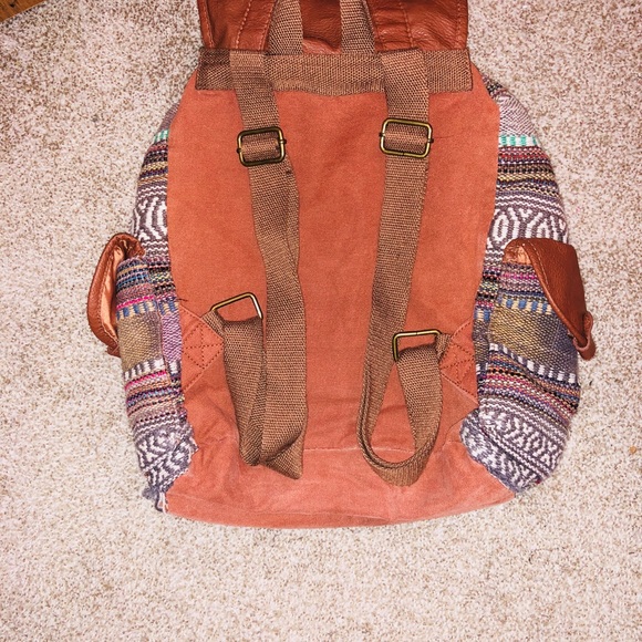 Backpack - Picture 2 of 3